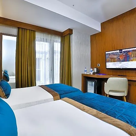 Hotel The Tango Taksim 4*