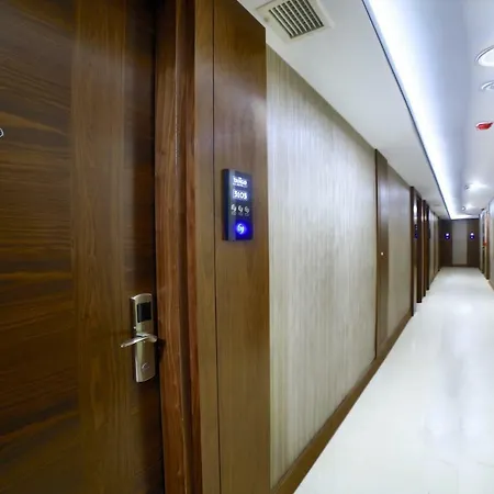 Otel The Tango Taksim 4*