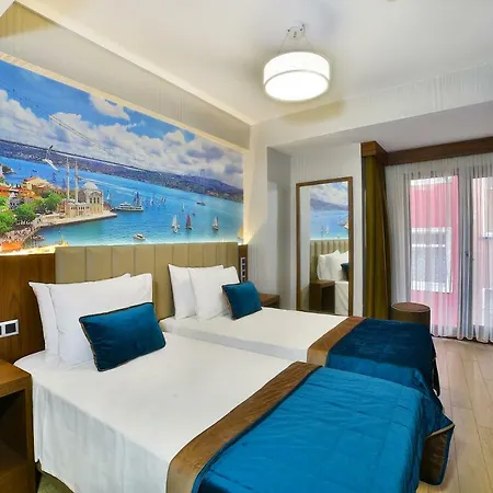 The Tango Taksim 3*